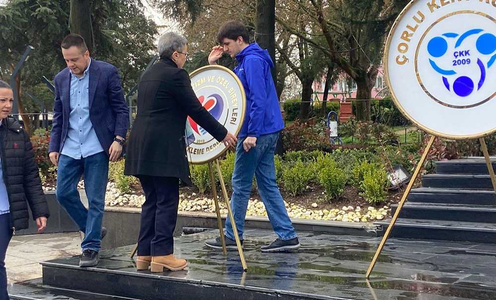 Otizm Farkındalık Günü Kutlandı