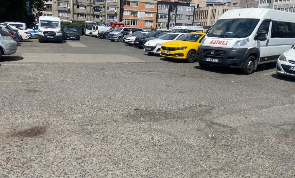 Otopark Köstebek Yuvası Gibi
