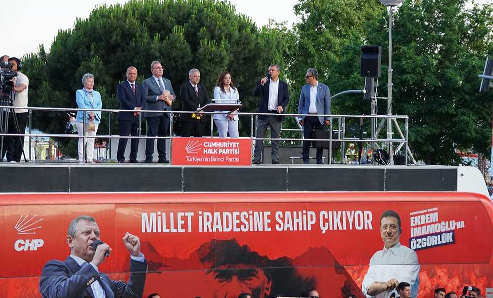 “Türkiye'de Kale Siyaseti Bitmiştir, Millet Kazanmıştır”