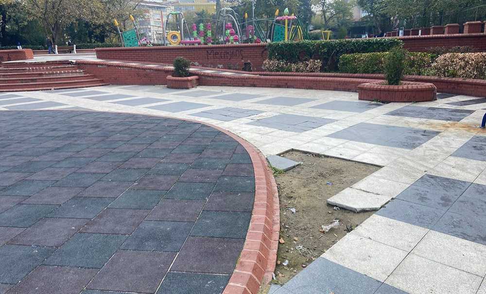 Parklardaki Eksikler Giderilmeyi Bekliyor