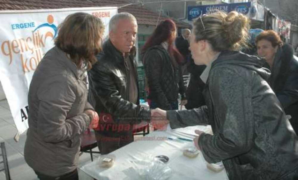 Ak Parti Ergene İlçe Teşkilatı Aşure Dağıttı