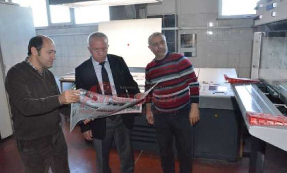 Ergene Haber'in İlk Baskısını Marmaracık Belediye Başkanı Hüseyin Bulut Yaptı