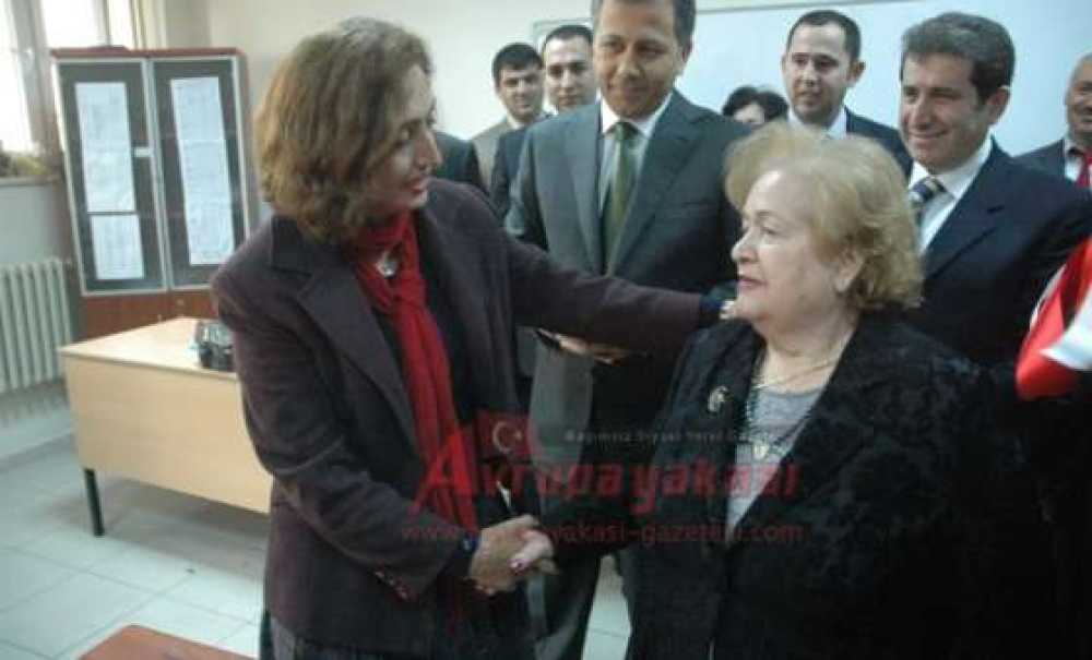 Gönüllü Hizmet Vakfı Aysel – Abdullah Öğücü Ortaokulu Törenle Açıldı