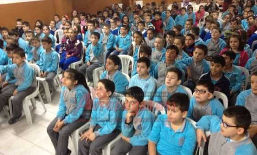 Kilikadılılar Derneği Ve Akut İşbirliği Ile Deprem Semineri