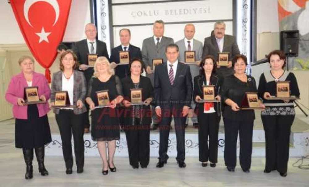 Çorlu Kaymakamı Hulusi Doğan`dan Öğretmenler Günü Kutlaması