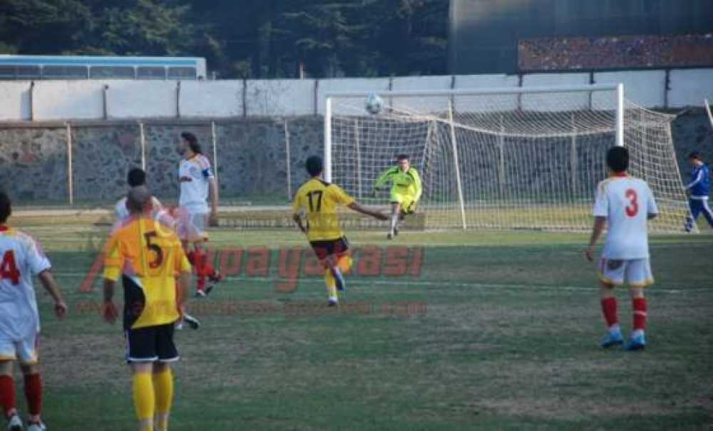 Çorluspor İlk Galibiyetini Aldı