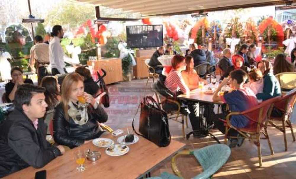 Terrace Kafe Ve Restaurant Açıldı