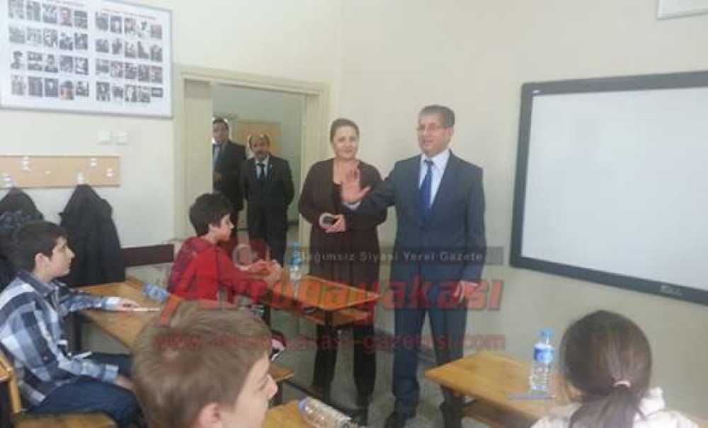 Kaymakam Doğan Sınav Yapılan Okullarda İncelemelerde Bulundu