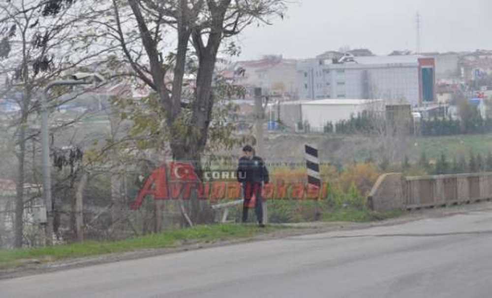 At Arabalı Şüpheliler Polisi Alarma Geçirdi