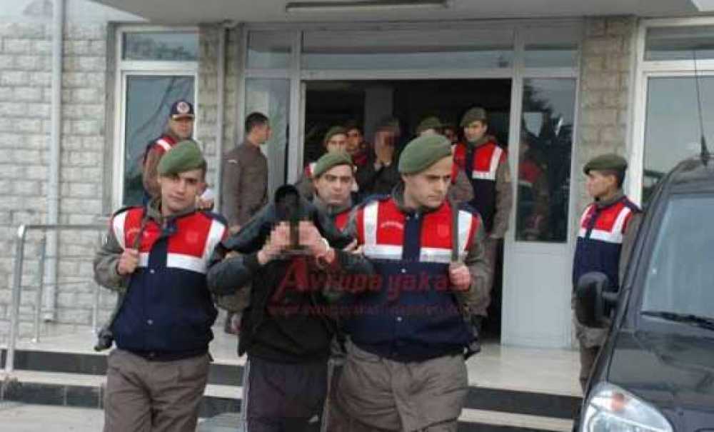 Marmara Ereğlisi`nde Gözaltına Alınan Kişilerden 8`i Tutuklandı