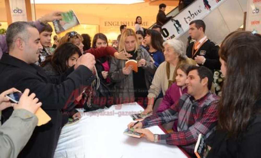 Fatih Portakal Çorlu'da İmza Gününe Katıldı
