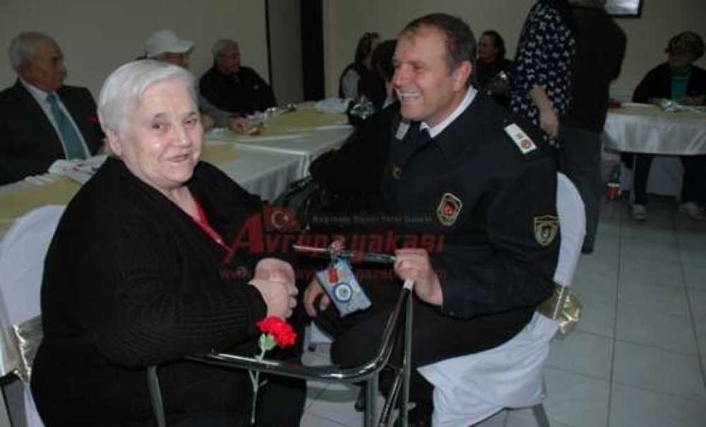 Türk - Yunan – Bulgar Dostluk Grubu`ndan Çorlu Huzurevi`ne Ziyaret