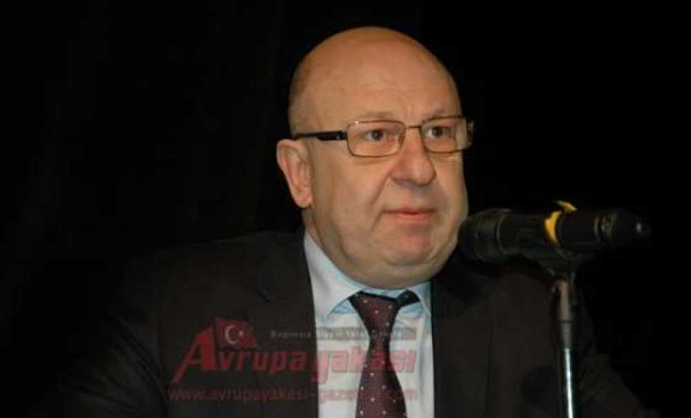 Ak Parti Muhtarlara Büyükşehir Yasasını Anlatıyor