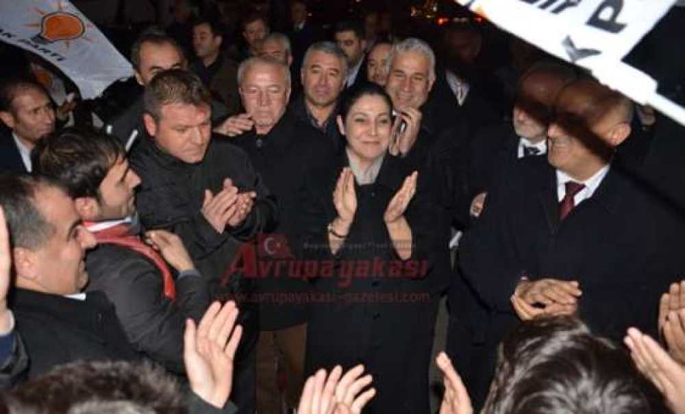 Özlem Yemişçi Çorlu'da Başkan Gibi Karşılandı