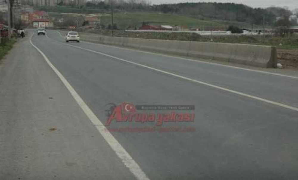 Ahmet Taner Kışlalı Caddesine Beton Bariyer