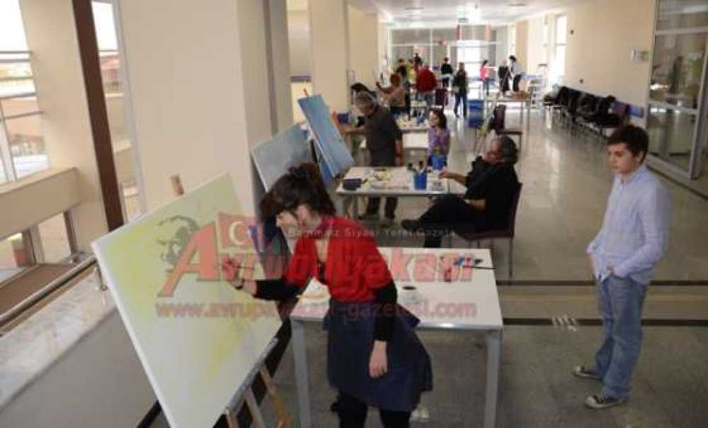Çorlu Devlet Hastanesi Ressamları Ağırladı