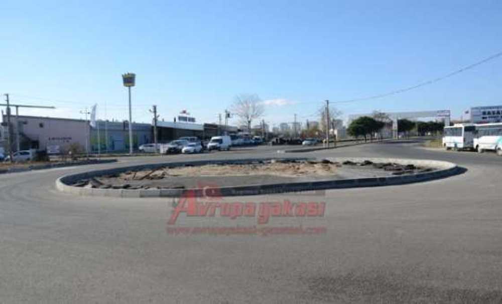 Yeni Sanayi Sitesi'ne Döner Kavşak