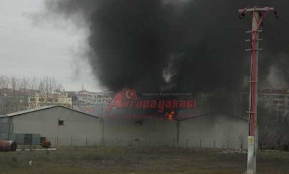 Geri Dönüşüm Fabrikasında Yangın