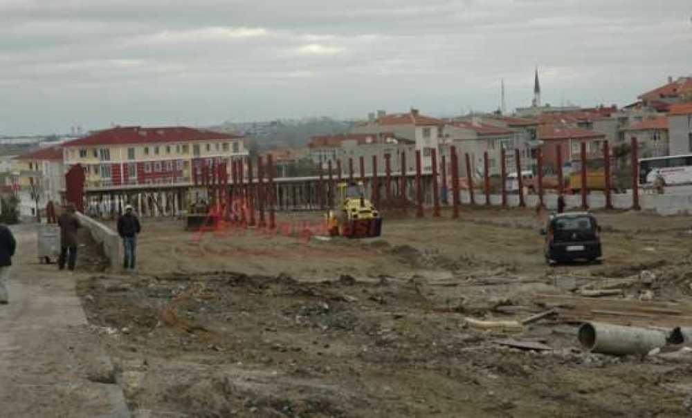 Kapalı Pazar Yerinde Çalışmalar Sürüyor