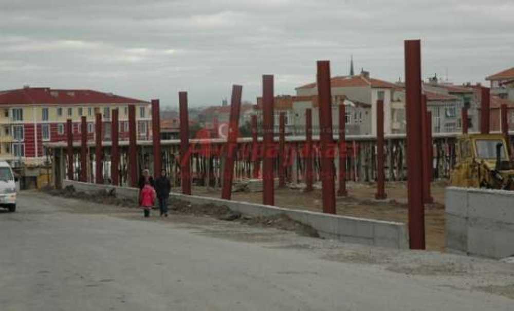 Kapalı Pazar Yerinde Çalışmalar Sürüyor