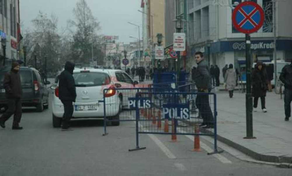 Güvenlik İçin Mi? Trafik İçin Mi?