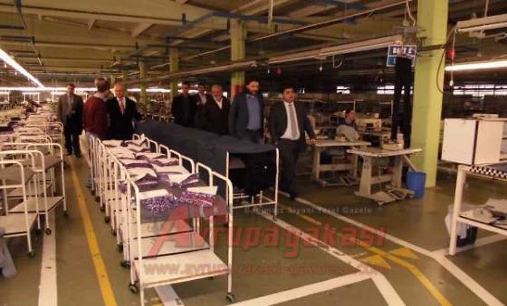 Kaymakam Kızıltoprak Sanayi Tesislerine Ziyaretlerini Sürdürüyor