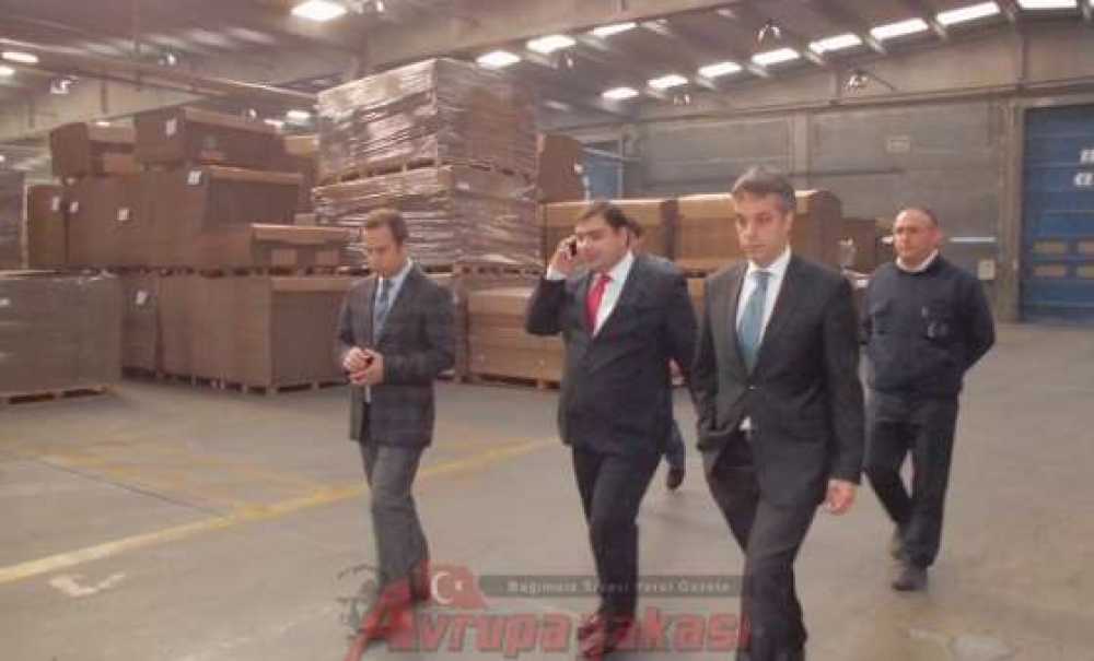 Kaymakam Kızıltoprak'tan Modern Karton Fabrikası'na Ziyaret