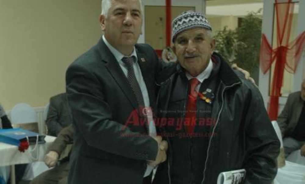 Rasim Yüksel`den Çorlu Huzurevi`ne Yeni Yıl Ziyareti