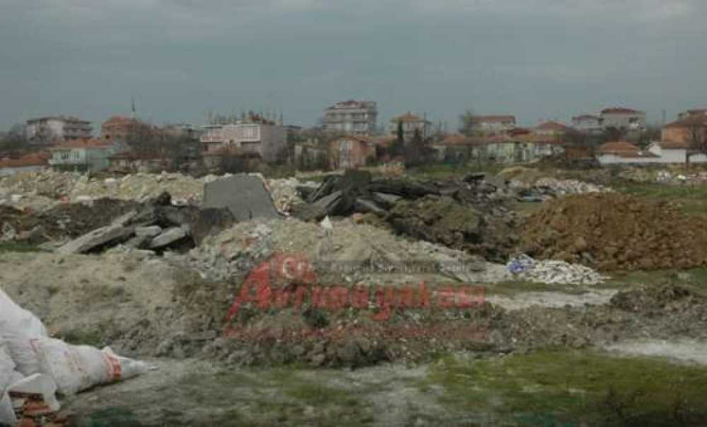 Dere Yatağı Hafriyat Alanı Oldu