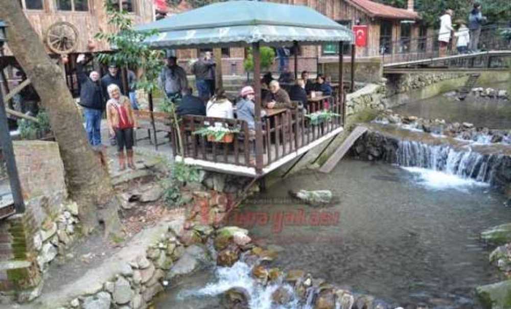 Biz Büyük Bir Aileyiz