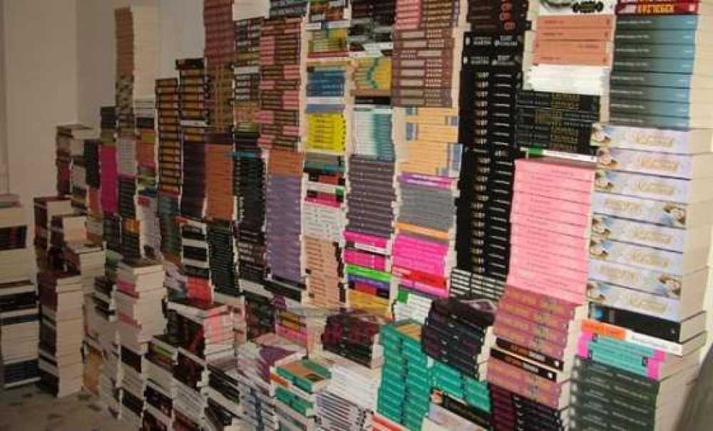 Çorlu'da Bin Adet Bandrolsüz Kitap Ele Geçirildi