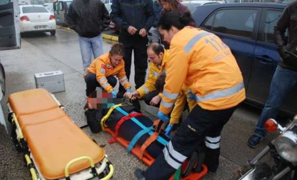 Elektrikli Bisikletle Yayaya Çarptı 1 Yaralı