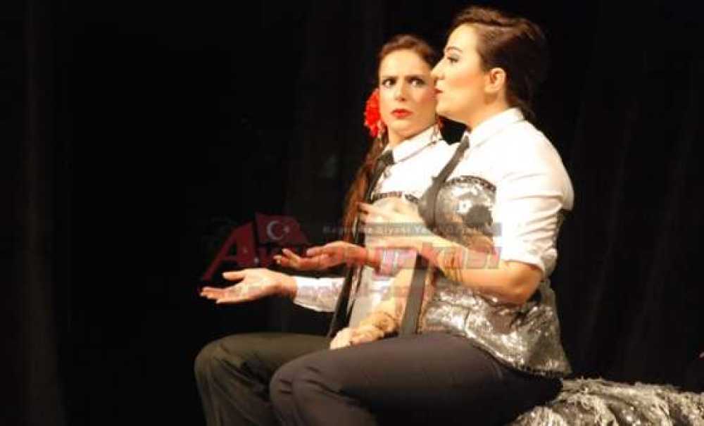 7 Kocalı Hürmüz Sahnelendi