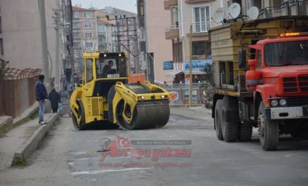 Bozulan Yollara Yamalama