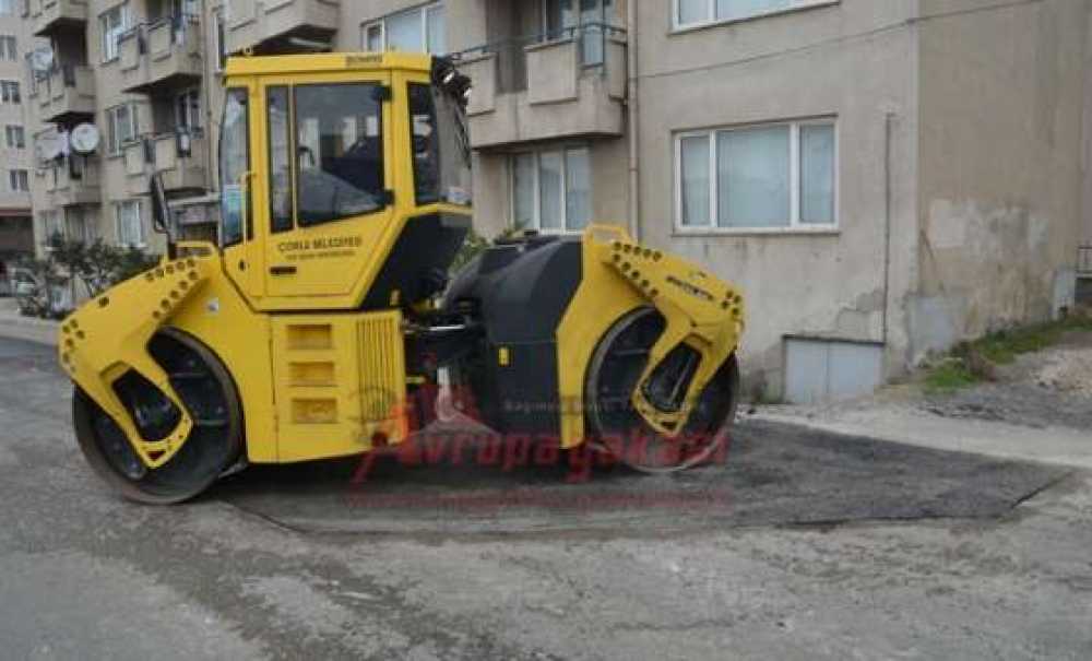 Bozulan Yollara Yamalama