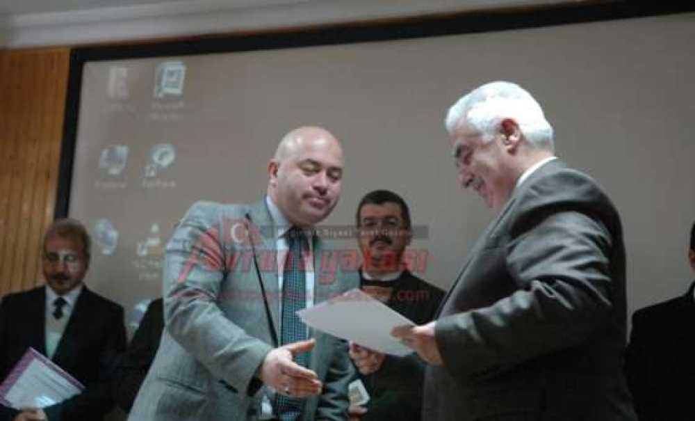 Yüz Yüze Vaaz Eğitimini Tamamlayan Din Görevlilerine Başarı Belgeleri Verildi