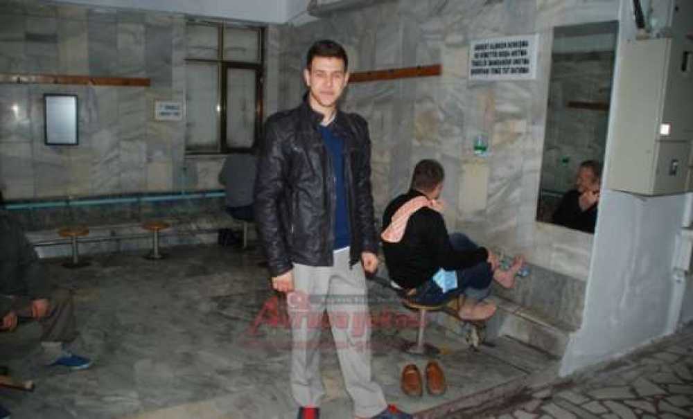 Abdest Alırken Soyuldu