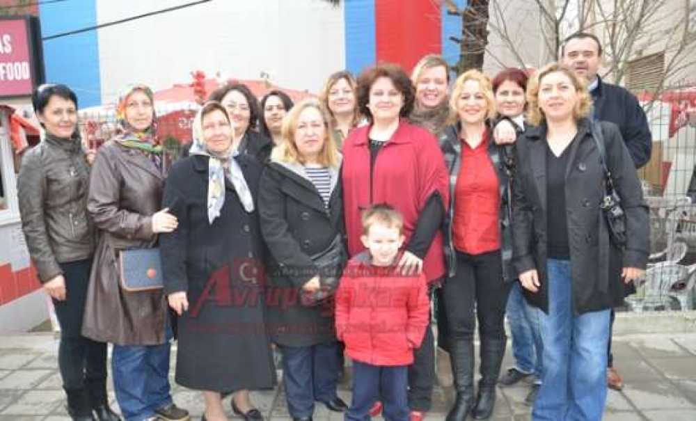 Kazımiye Mahallesi Muhtar Adayı Serap Özgüvener: