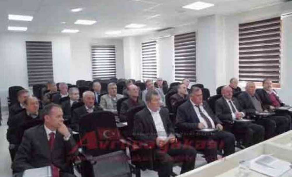 Ergene Kaymakamlığı`ndan Muhtarlara Seçim Bilgilendirme Toplantısı