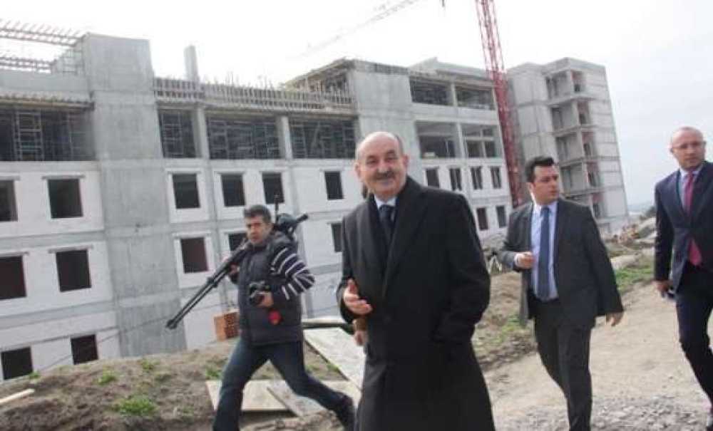 Sağlık Bakanı Dr. Müezzinoğlu:“Hekim Açığını 5 Yılda Kapatmayı Planlıyoruz”