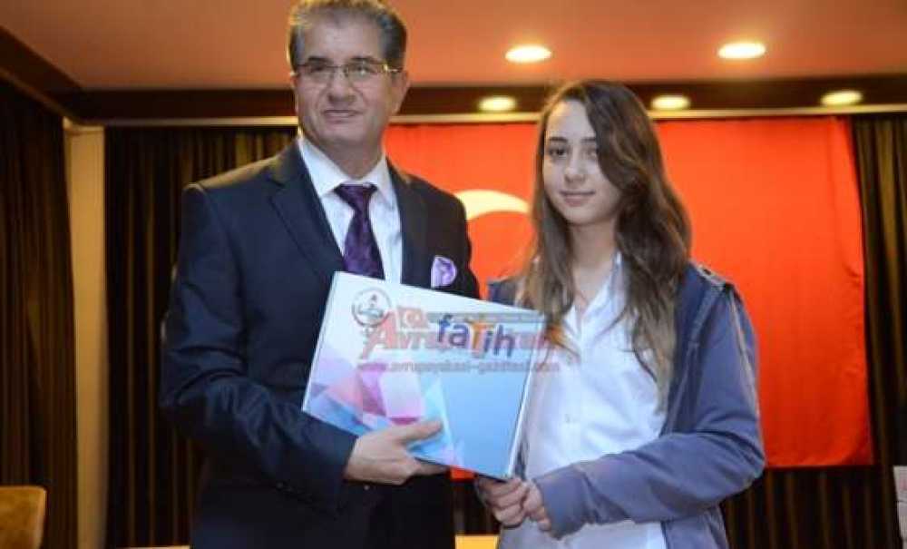 Öğrencilerin Yüzü Güldü