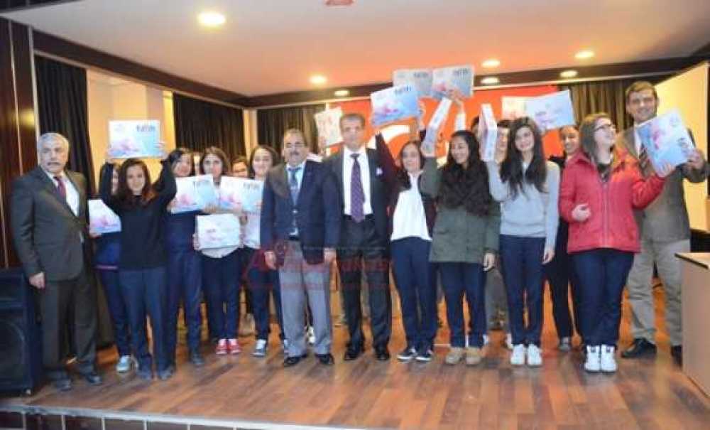 Öğrencilerin Yüzü Güldü