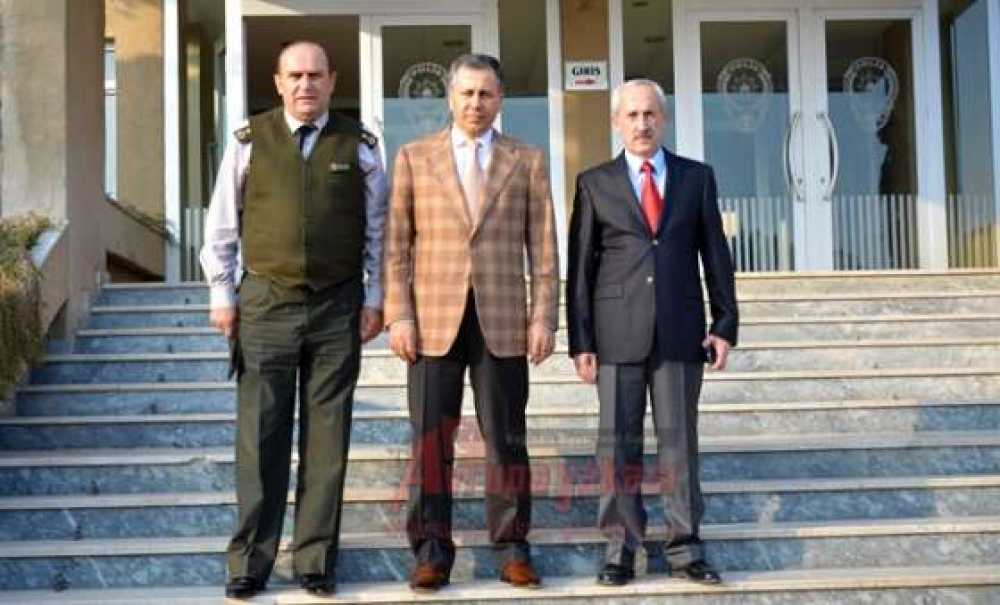 Vali Ali Yerlikaya`dan İl Emniyet Müdürü Erol`a Ziyaret