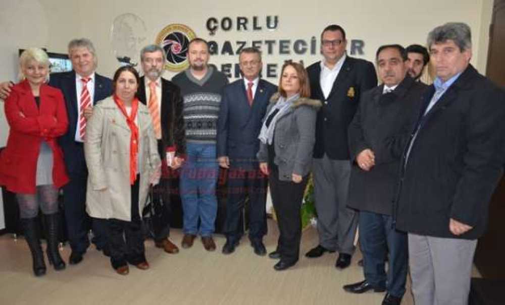 Mhp Tekirdağ Milletvekili Bülent Belen`den Çorlu Gazeteciler Derneği`ne Ziyaret