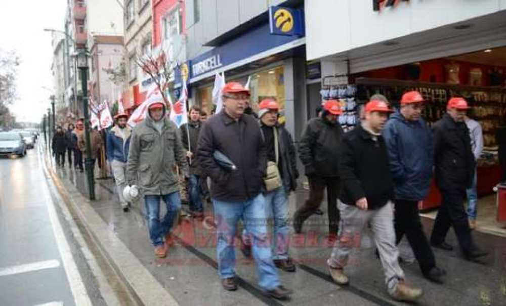 Ödp'den Açlık Grevindeki İşçilere Destek
