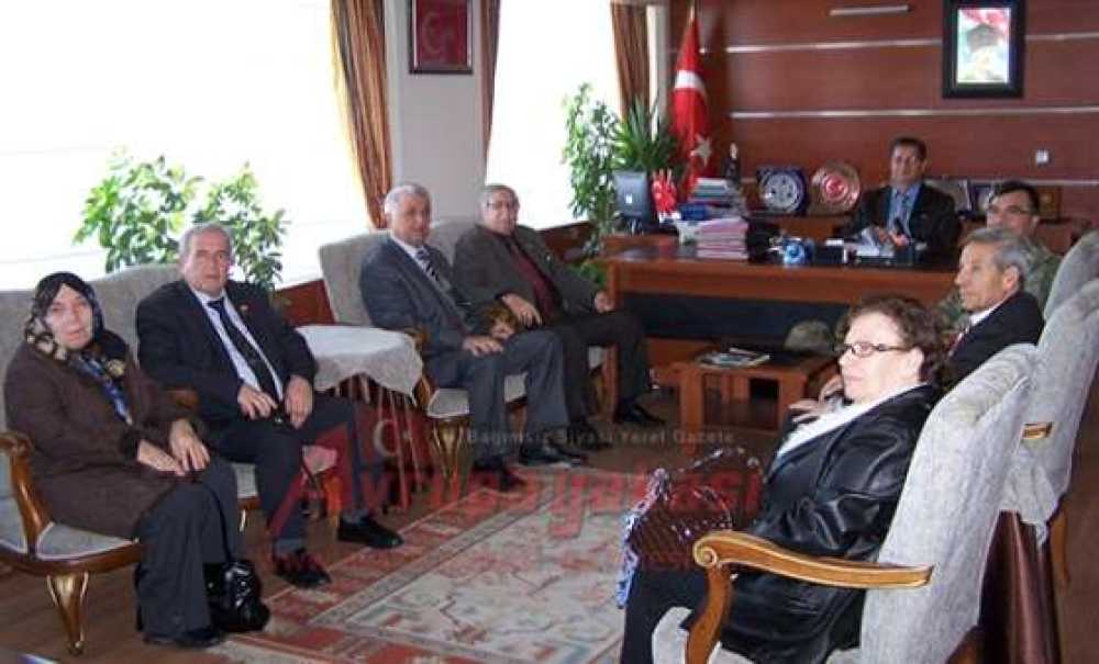 Kktc Şehit Aileleri Derneği`nden Kaymakam Doğan`a Ziyaret