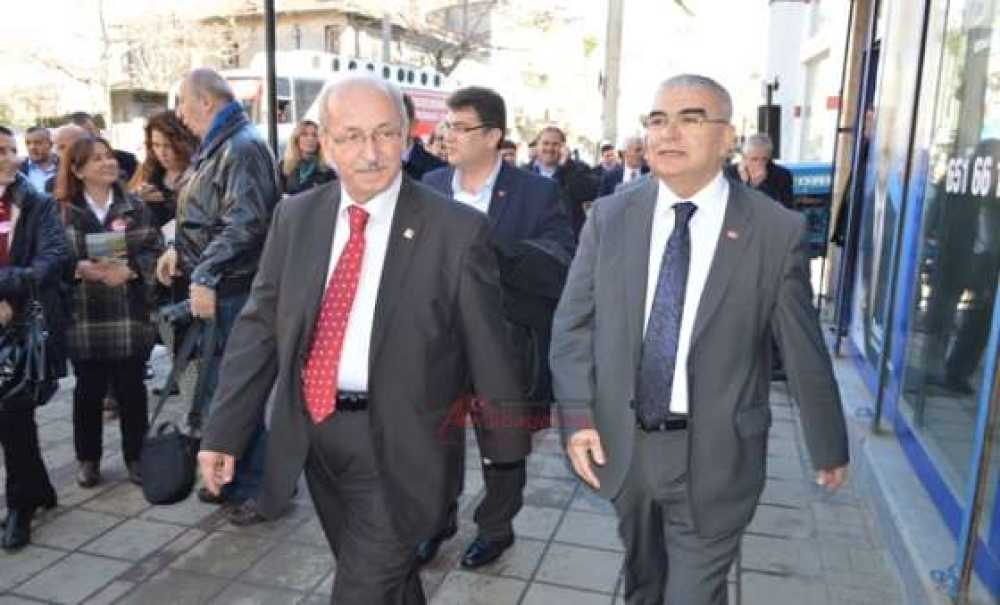 Başkan Baysan Ve Büyükşehir Adayı Albayrak Eski Sanayi Sitesi Esnaflarını Ziyaret Etti