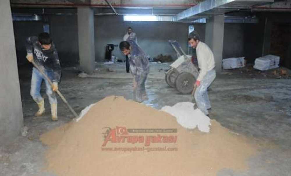 Santral Kavşağı Otoparkında Çalışmalar Sürüyor