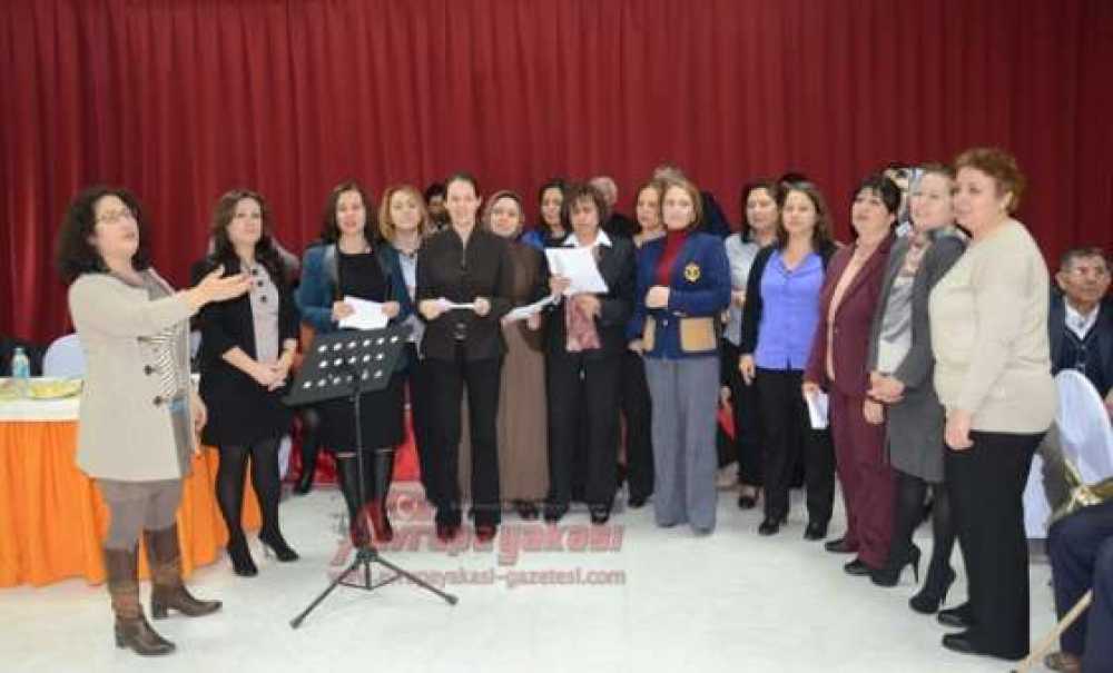 Huzurevi'nde 8 Mart Kutlaması (Görüntülü)