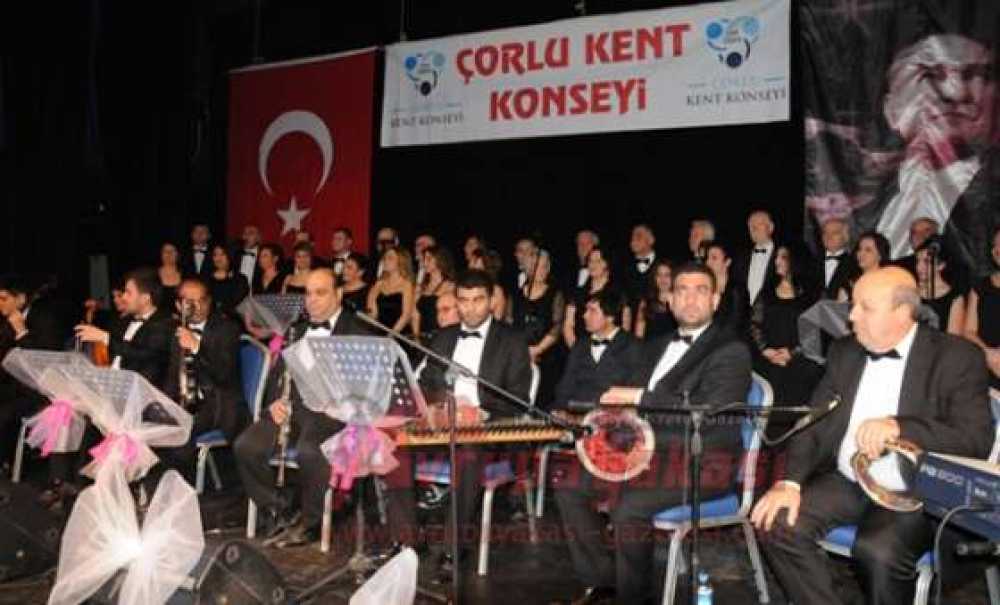 Çorlu Kent Konseyi Türk Sanat Müziği Topluluğu'ndan Müzik Ziyafeti